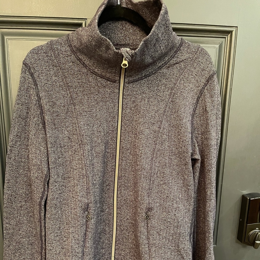 Lululemon sweater